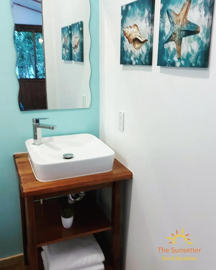 The Sunsetter Bed & Breakfast Bocas Town Bagian luar foto