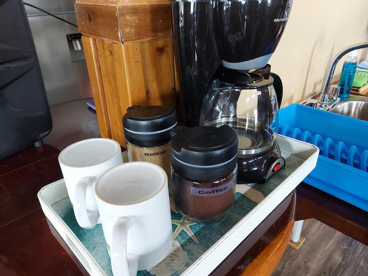 The Sunsetter Bed & Breakfast Bocas Town Bagian luar foto